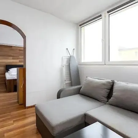 Apartman Partyzantow 34